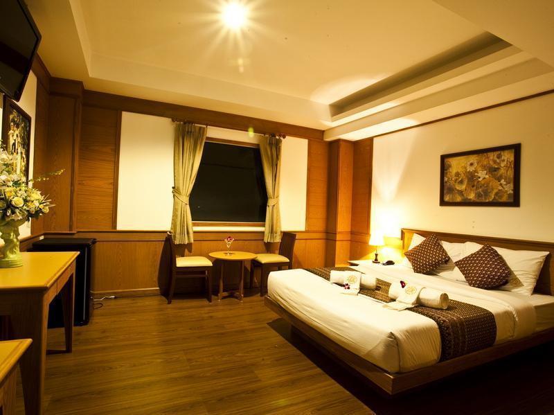 Zaza Hotel Szamutprakan Kültér fotó