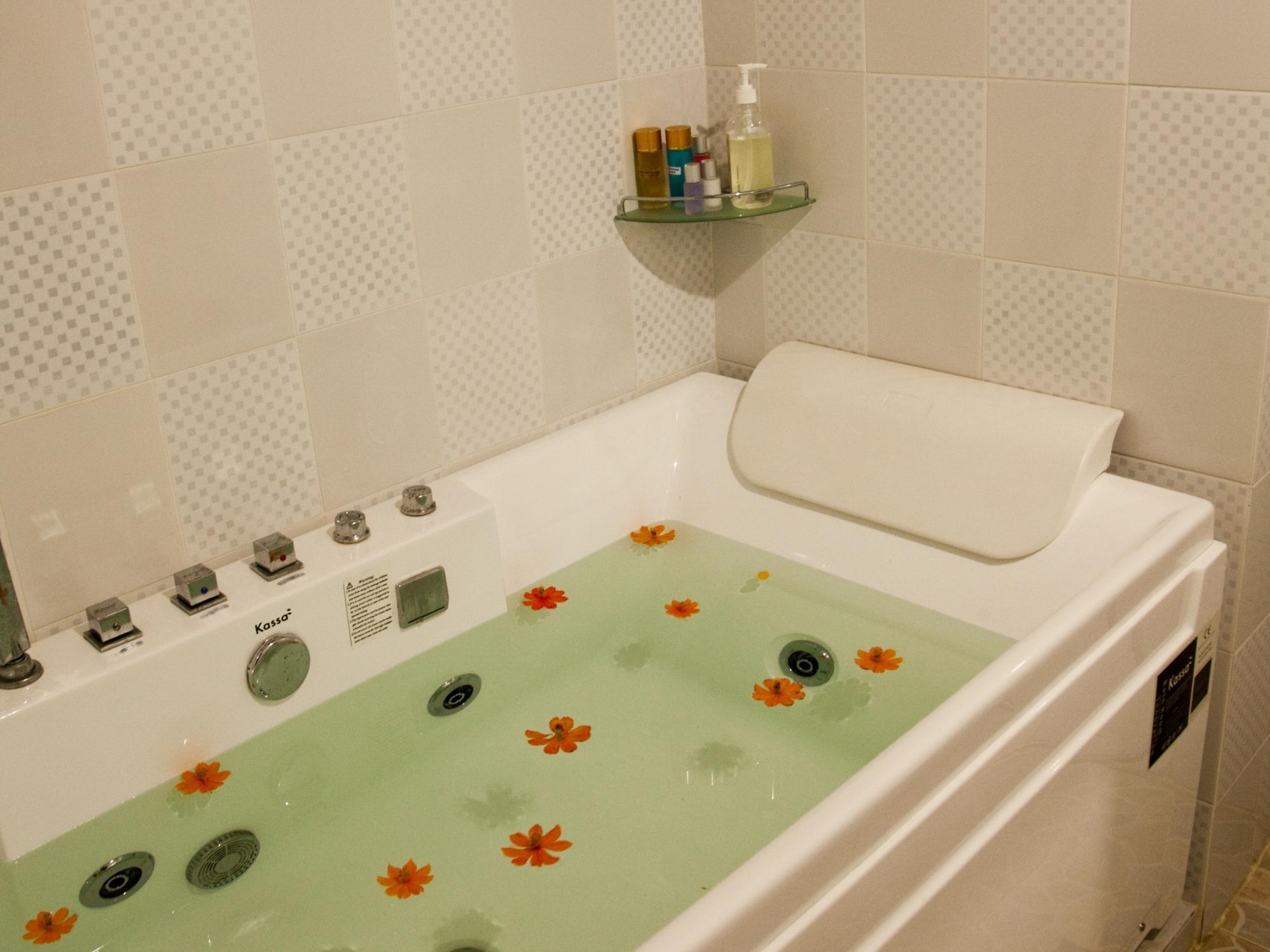 Zaza Hotel Szamutprakan Kültér fotó