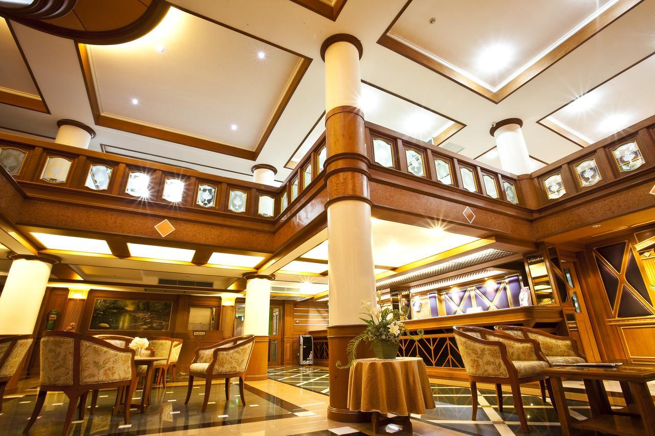 Zaza Hotel Szamutprakan Kültér fotó