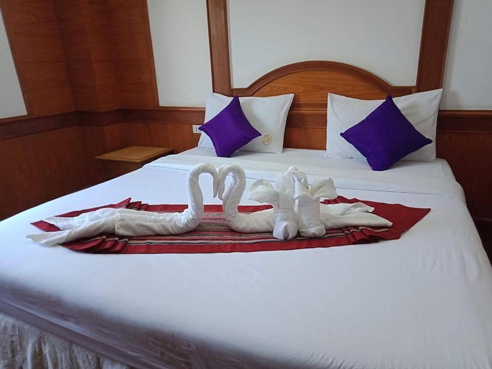 Zaza Hotel Szamutprakan Kültér fotó